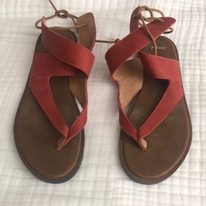 Sanuk sandal